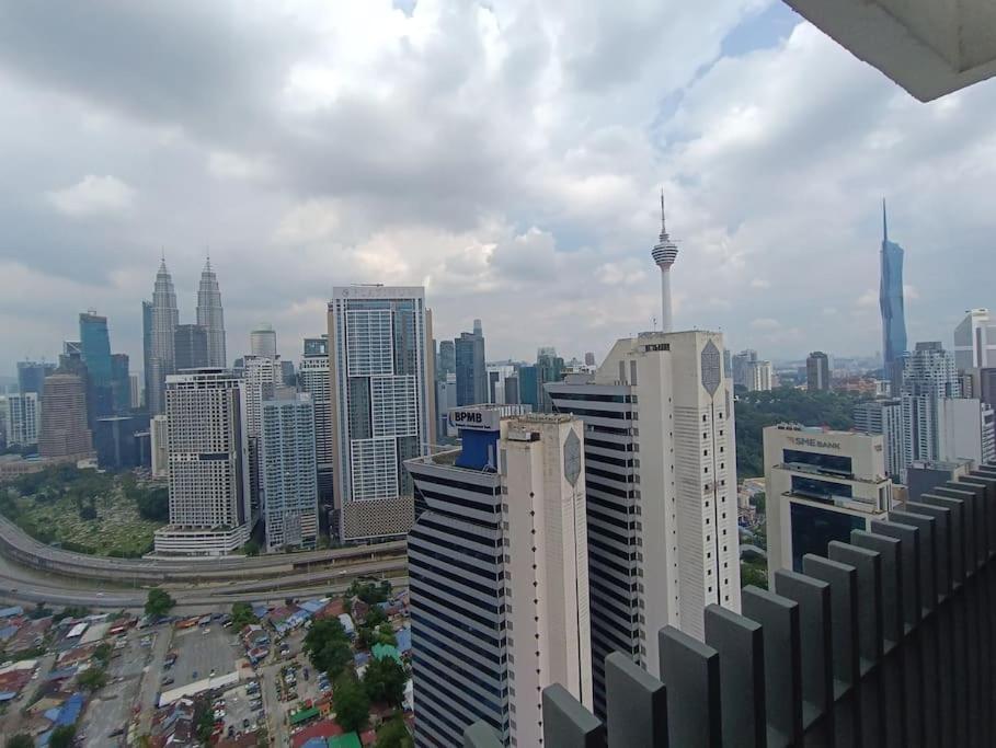 דירות קואלה לומפור Cl 30A Super Kl View Infinity Pool Klcc מראה חיצוני תמונה